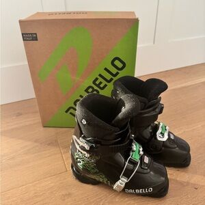 13C Toddler/ kids Dalbello Ski boots 2.0